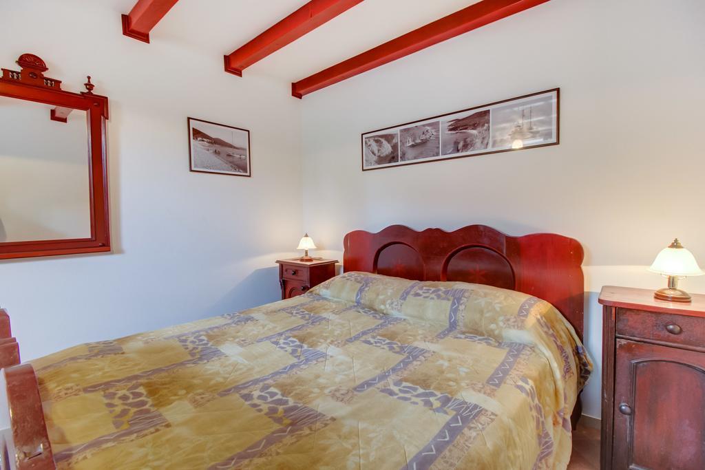 Apartments Franjo Mali Losinj Room photo