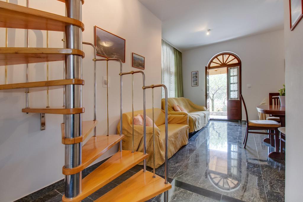 Apartments Franjo Mali Losinj Room photo